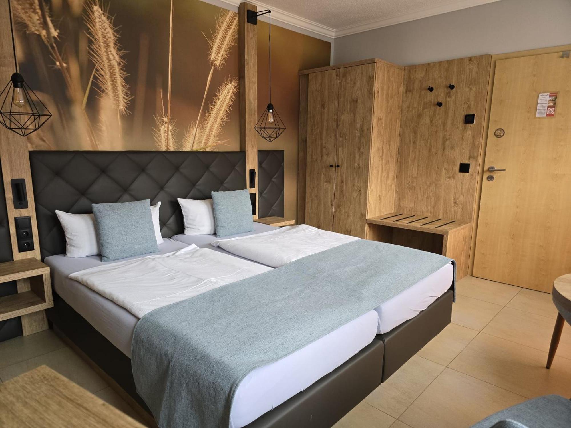 Hotel "Pension Marlis" Garni Reichenberg  Bagian luar foto
