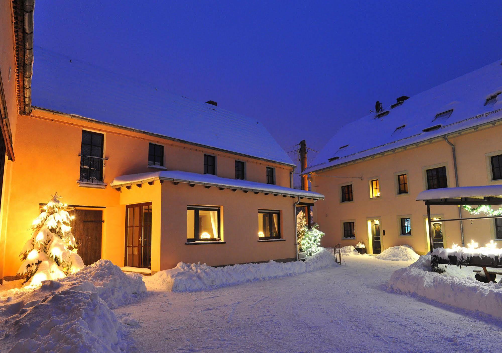 Hotel "Pension Marlis" Garni Reichenberg  Bagian luar foto