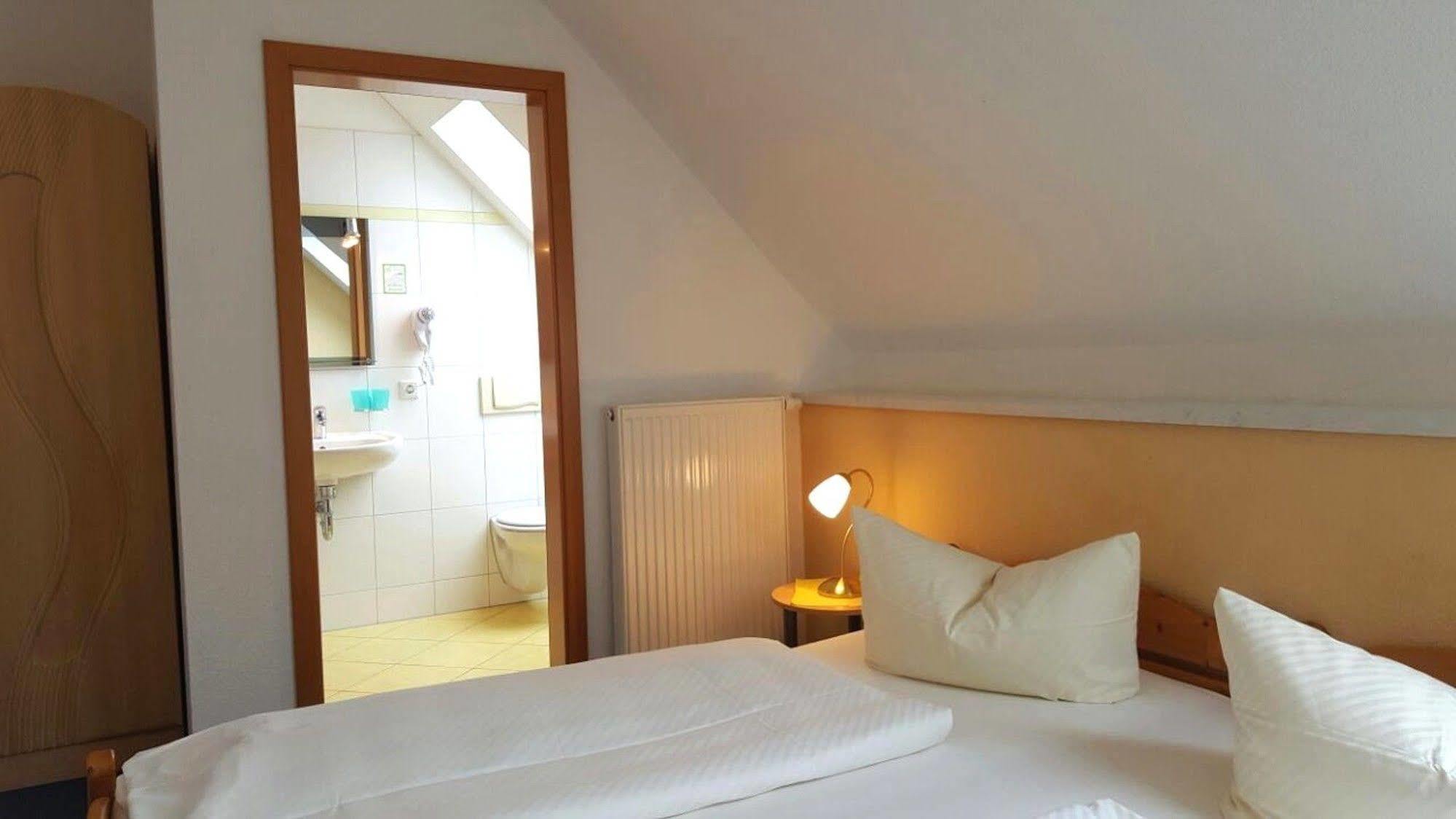 Hotel "Pension Marlis" Garni Reichenberg  Bagian luar foto