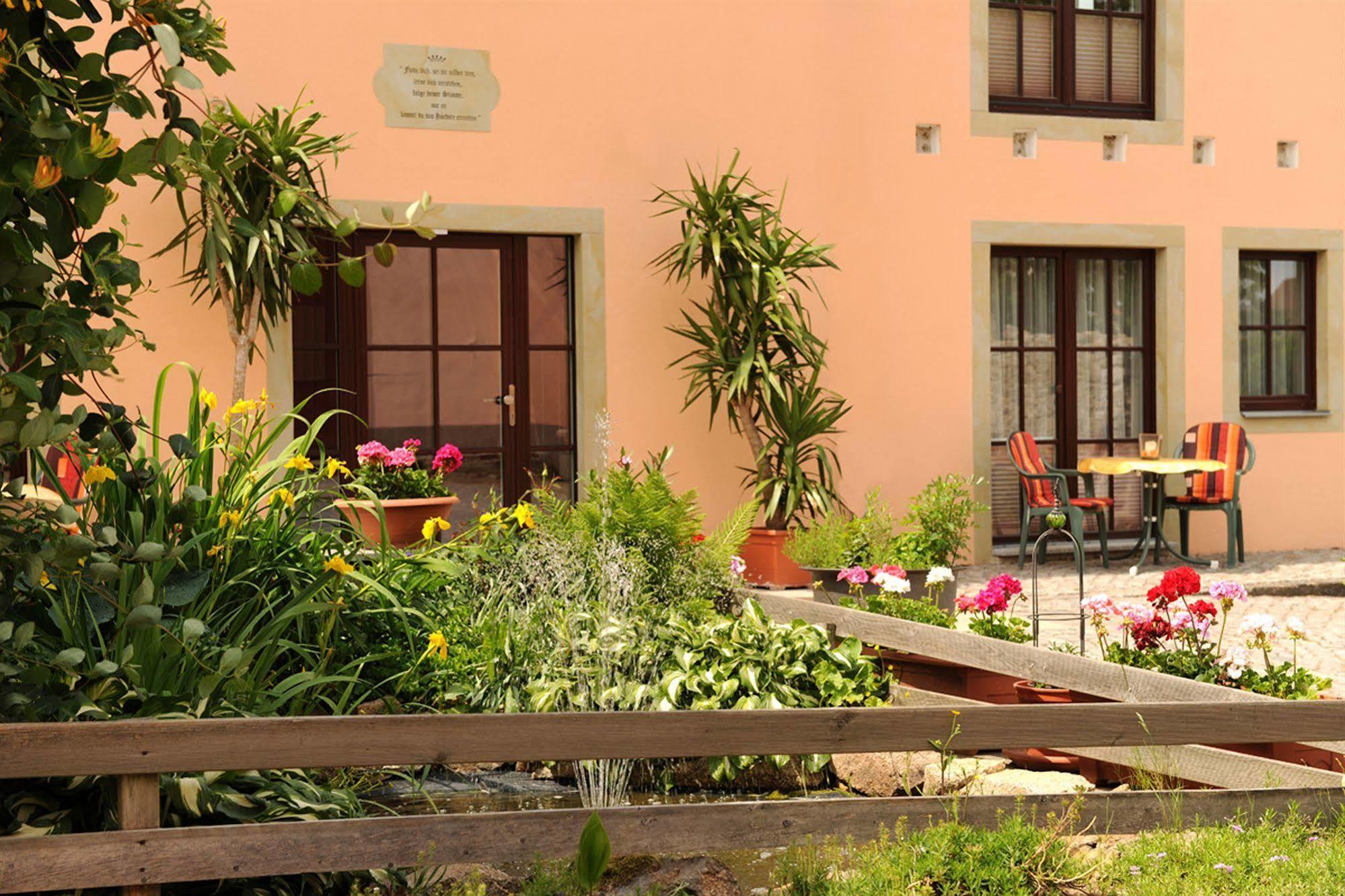 Hotel "Pension Marlis" Garni Reichenberg  Bagian luar foto